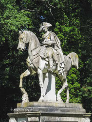 equestrian statue of frederic the great