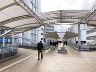 川越駅西口2Fより直進