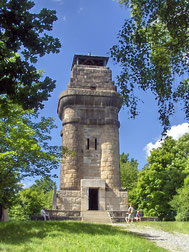 Innerhalb eines Jahres wurde der Kemmlerturm Plauen wieder  begehbar gemacht. 