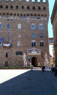 OmoGirando Firenze tra leggende e delitti - Piazza della Signoria