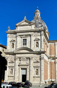 シエナ、パリオ プロヴェンツァーノ教会