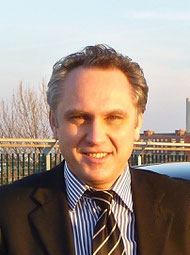 Александр, Директор
