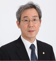 小原行政書士事務所の所長の写真