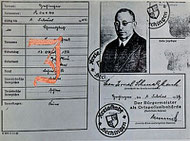 Kennkarte von Leon Schmalzbach, nach einem Foto Foto von www.keidel-hechingen.de, aus: Otto Werner: Leon Schmalzbach (1882-1942). Lehrer und Rabbinatsverweser in Hechingen, in: ZHG 103/1980