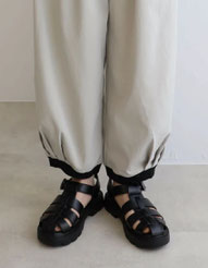 裾のみ配色の トロみバルーンパンツ SALE 3,480円(税込)