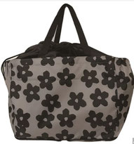 保冷レジトート  2,750円→1,880円(税込)  花ブラック  H29cm×W52cm