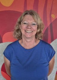 G. Schmidt, Sekretärin