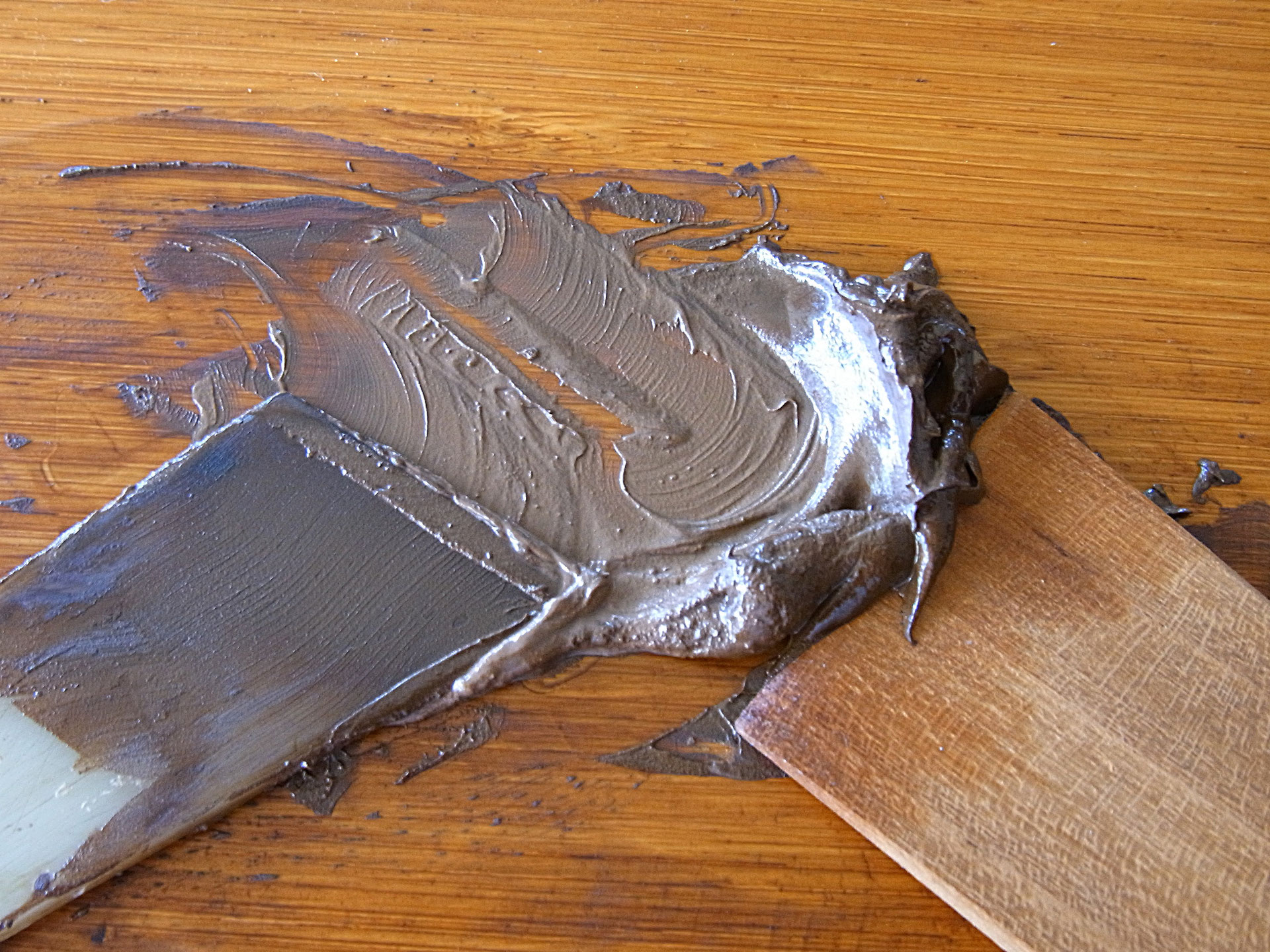 金継ぎで陶磁器修理 修理材料と漆の詳細について Kintsugi 金継ぎによる陶磁器修理 山笑堂 グラスや人形