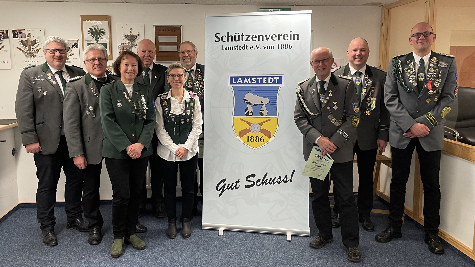 Bericht von der Mitgliederversammlung Herzlich Willkomen beim