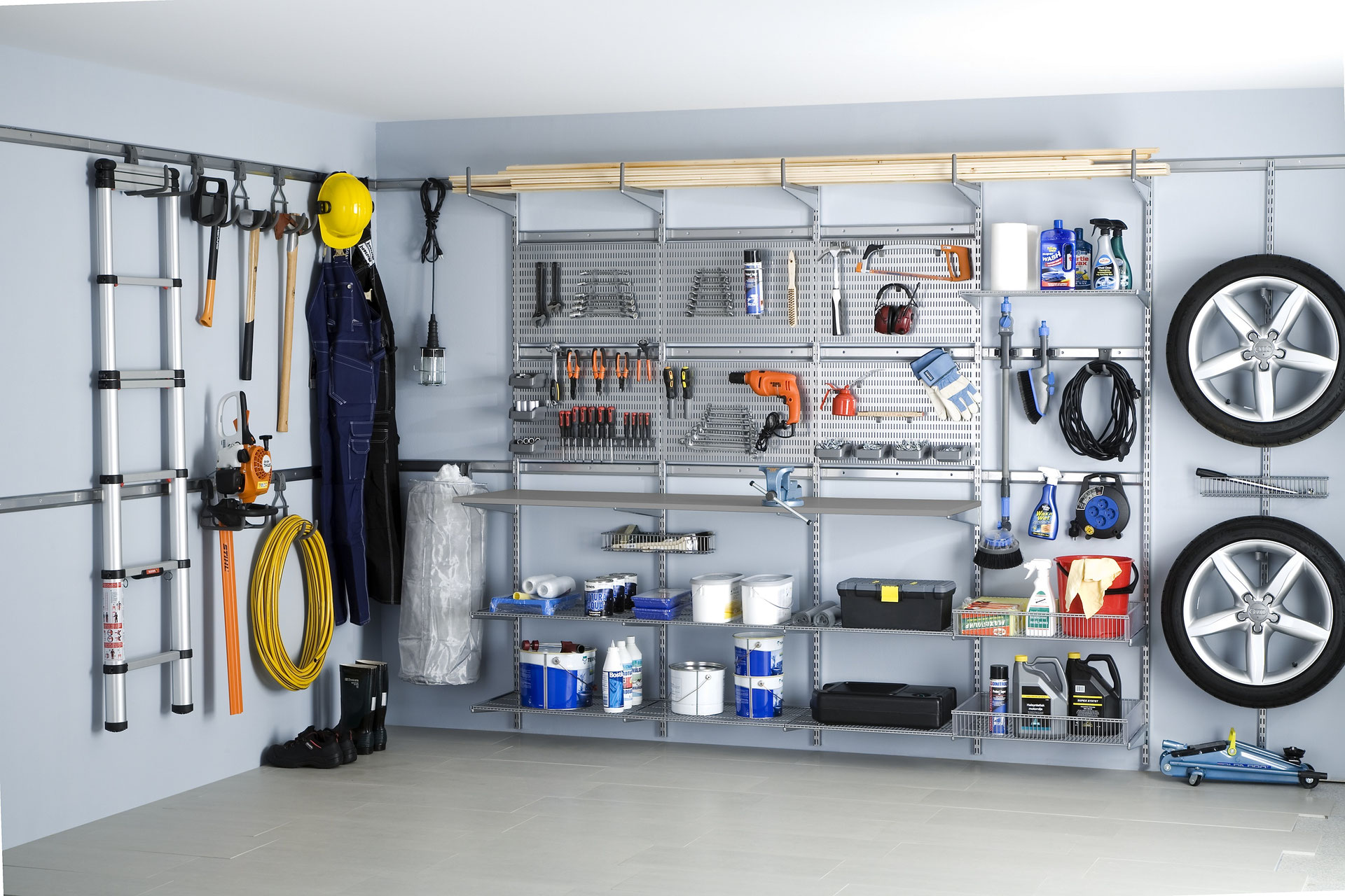 Regal für Garage - mit dem Elfa Regalsystem haben Sie ein tolles System