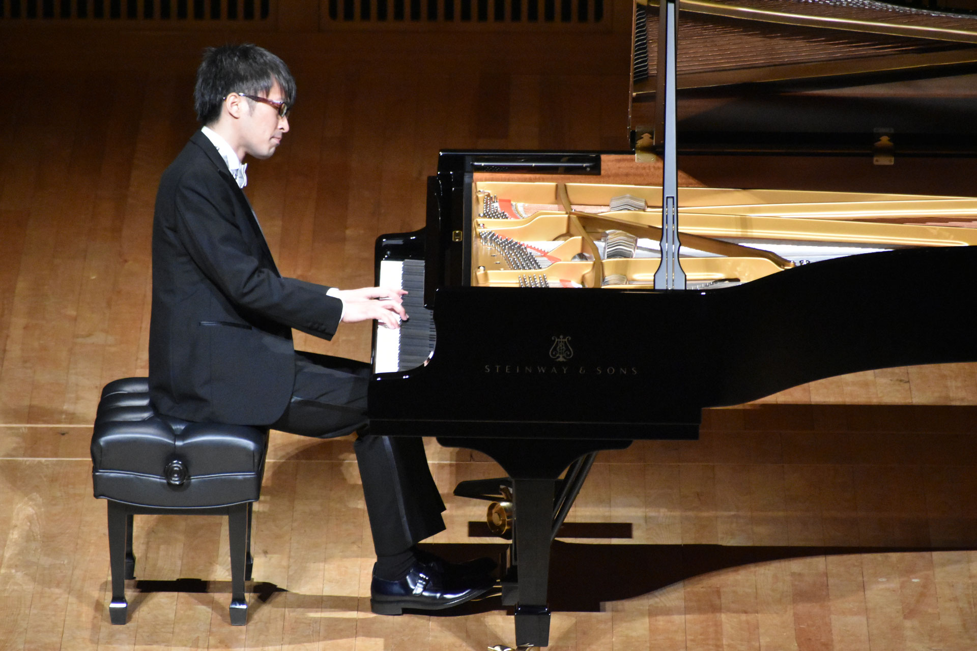 Biography 西村翔太郎