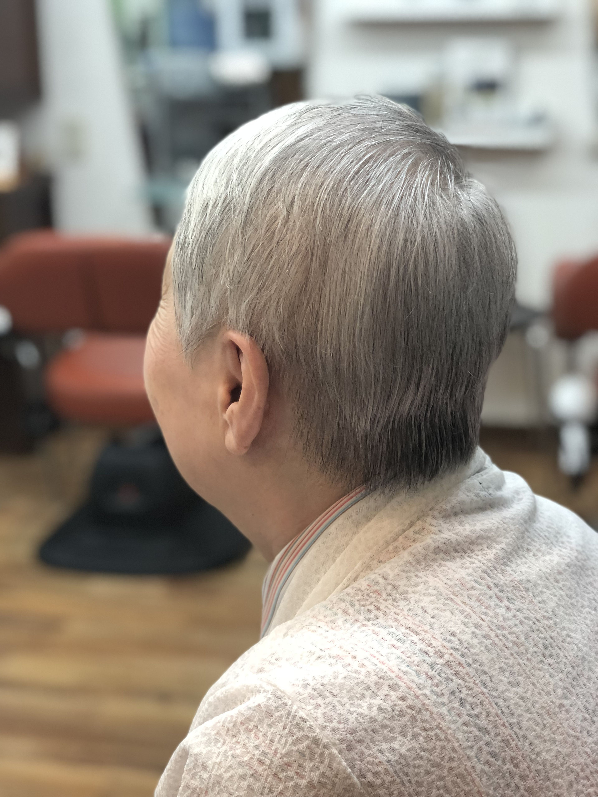 キレイな白髪にしていきたい人におすすめの美容室 仙台 国分町のヘアセットが得意な美容室 いすず美容室 キレイな白髪にしていきたい人におすすめの美容室 仙台 国分町のヘアセットが得意な美容室 いすず美容室