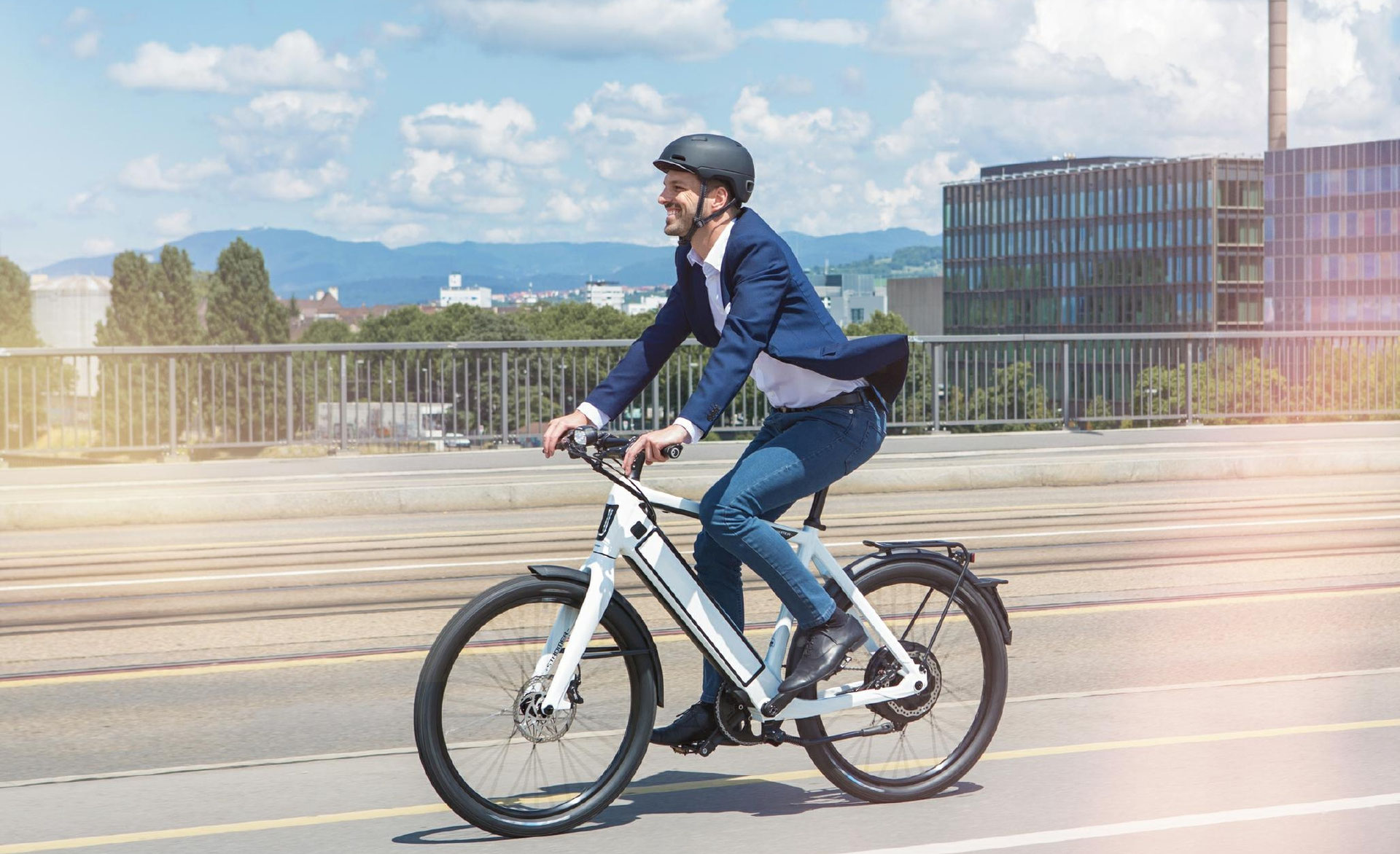 Stromer In Frankfurt Jetzt Probefahrt Vereinbaren E Motion E Bike Experten