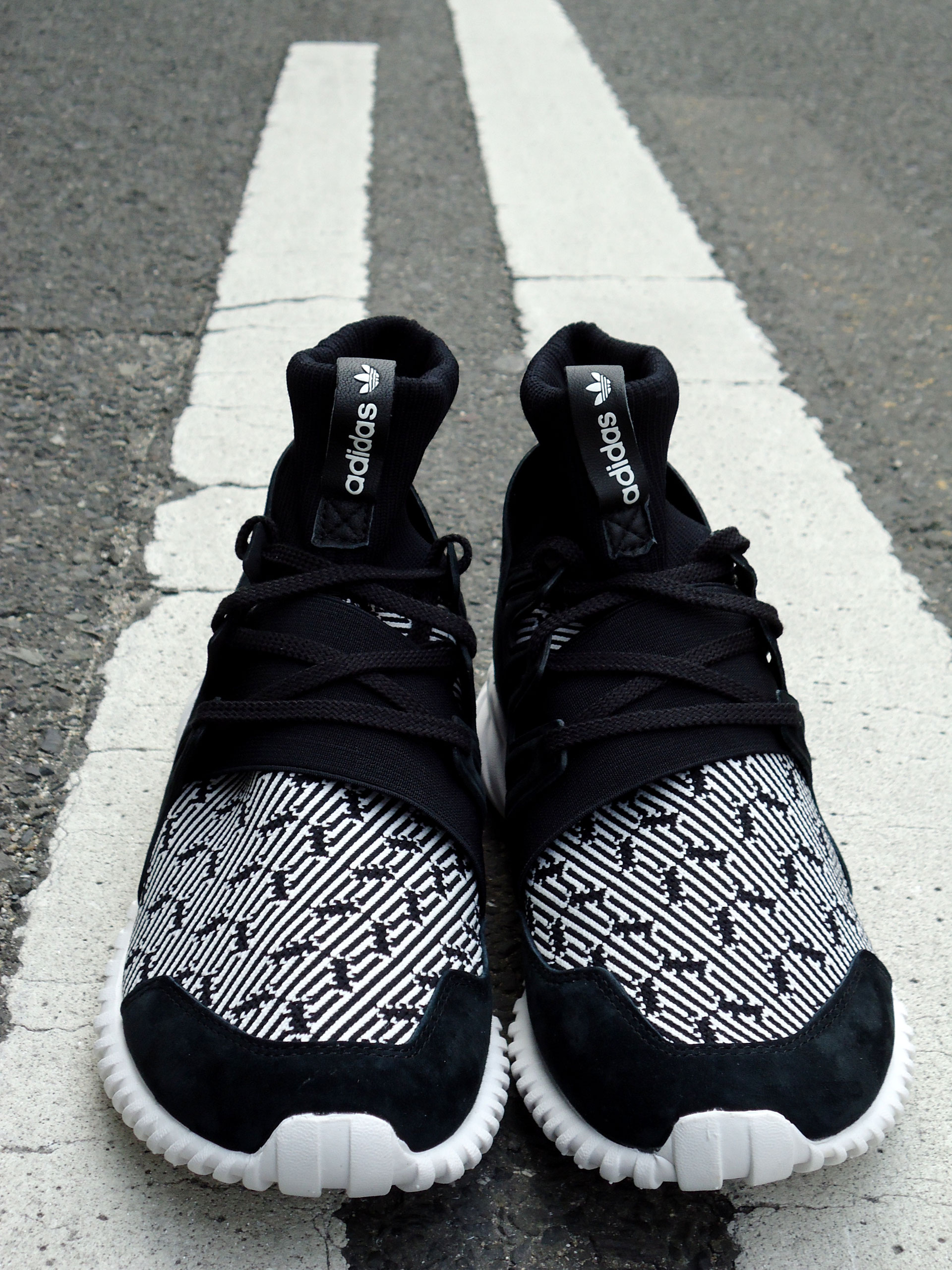 adidas tubular doom