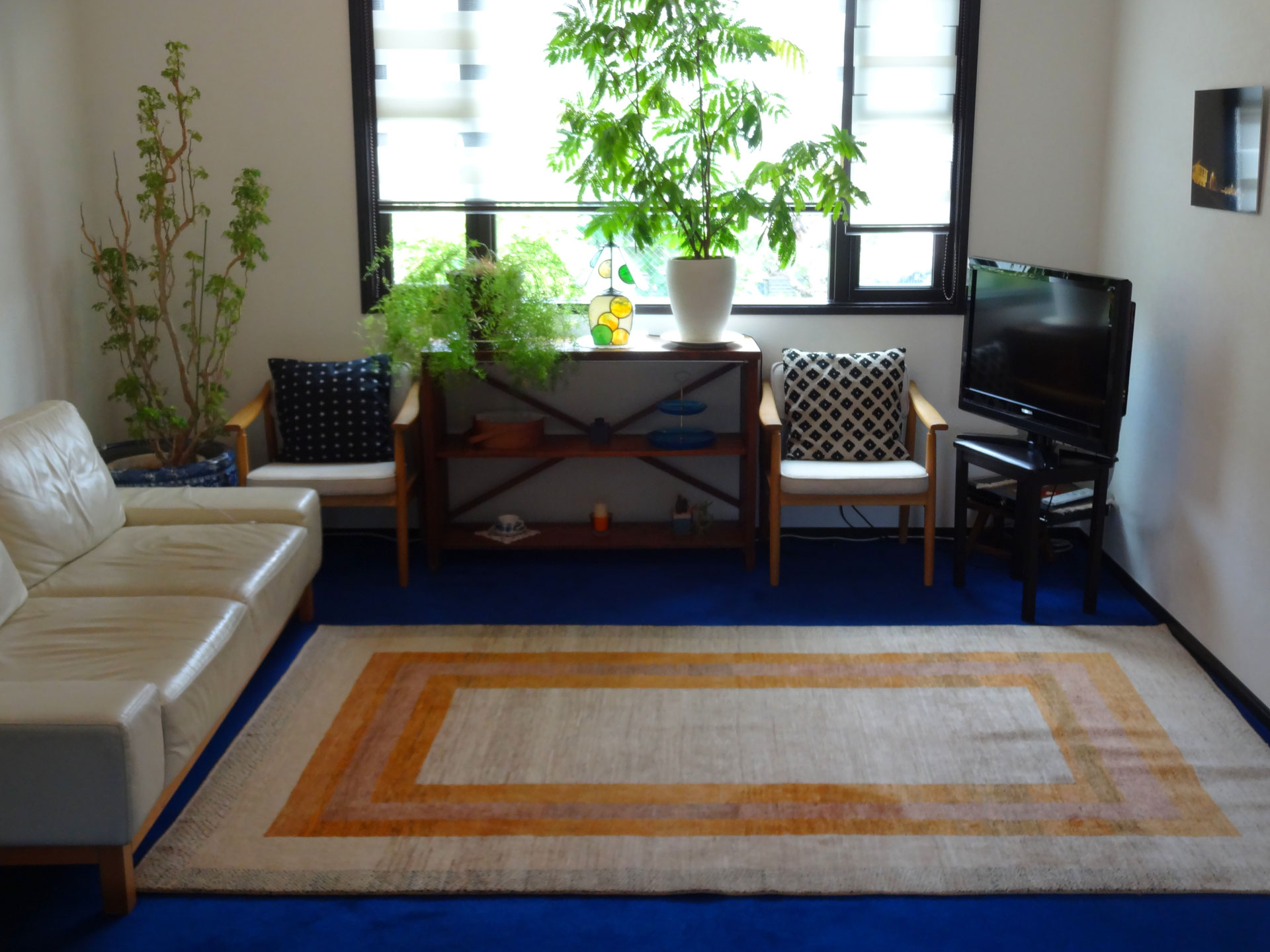 教会のような部屋 での語らい チャネリングカフェ 南澤のりこ Rose Garden Butterfly Jimdoページ