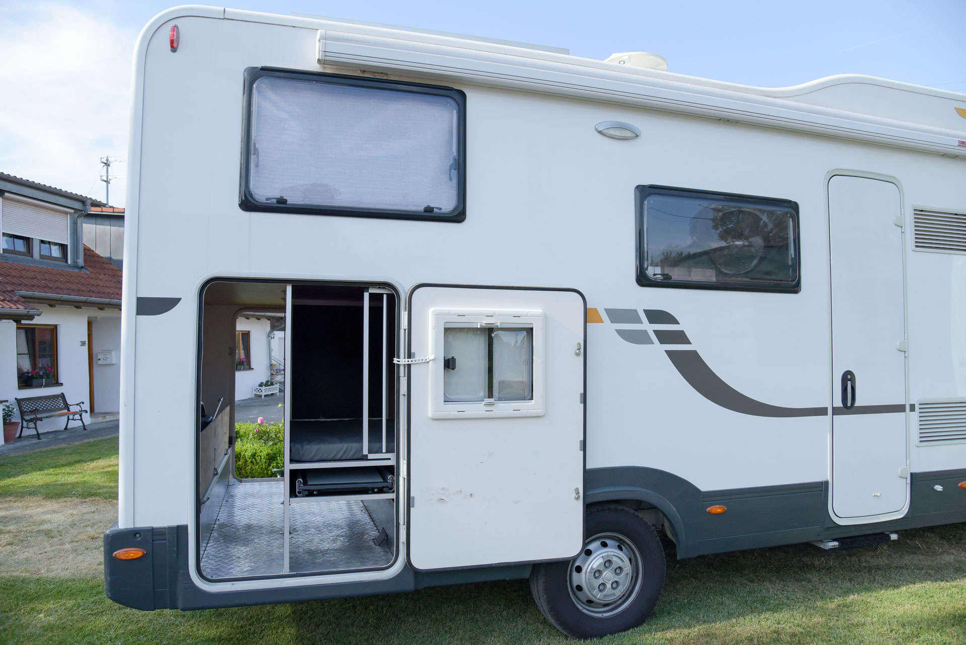 Individuelle Wohnmobil-Umbauten - PfotenCamper - Wohnmobil für Individuelle Wohnmobil-Umbauten - PfotenCamper - Wohnmobil für
