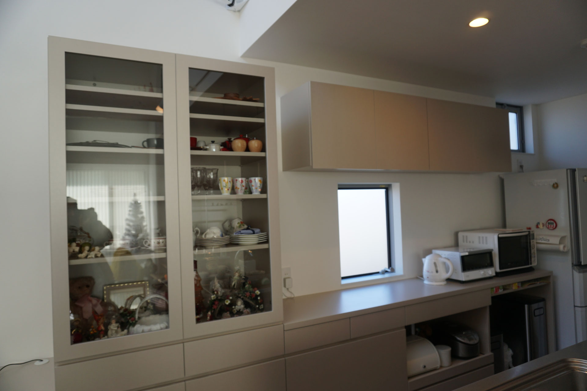 無垢材・人工大理石　カップボード・レンジ台・食器棚 無垢材・人工大理石 カップボード・レンジ台・食器棚 無垢材・人工