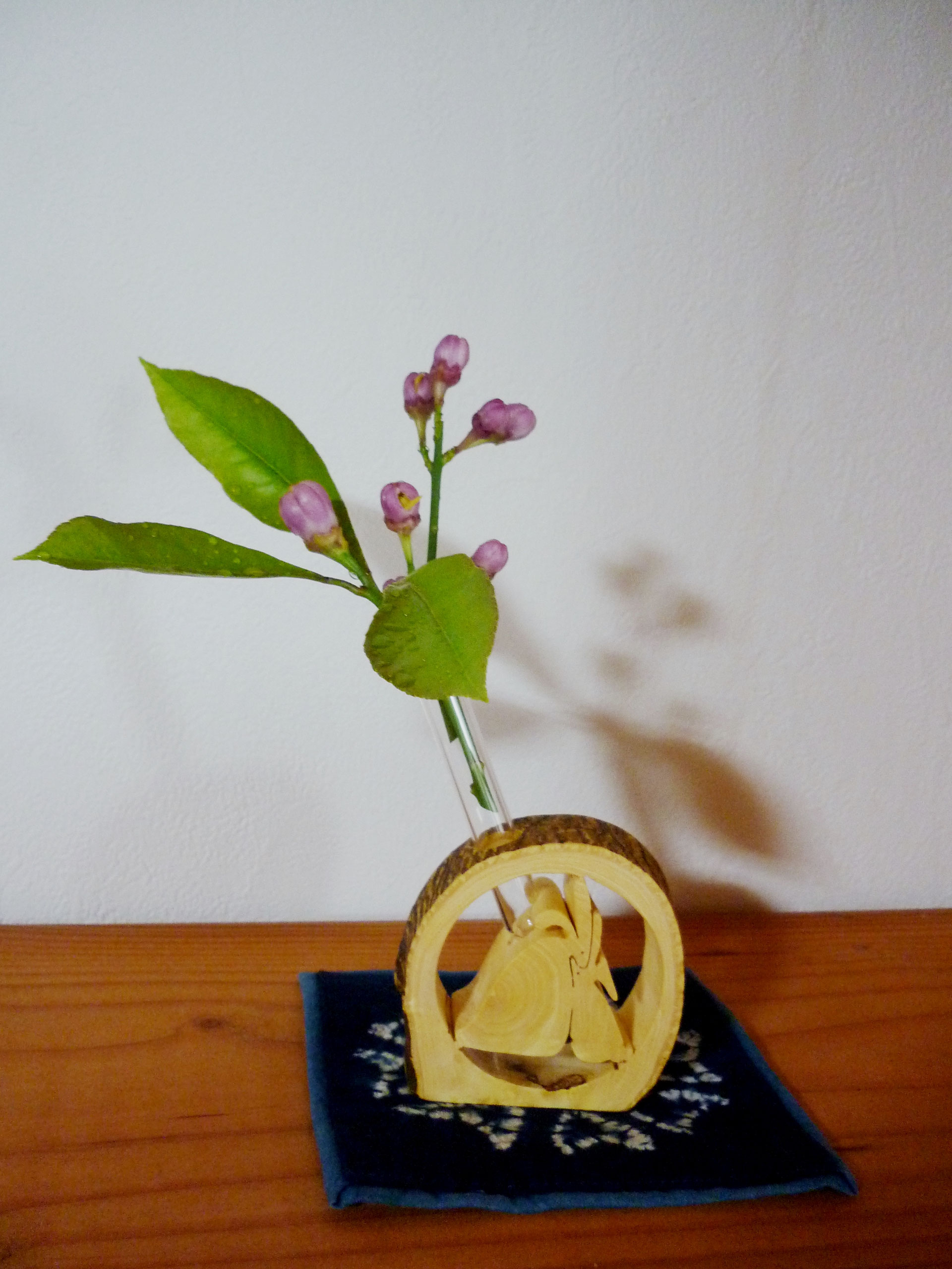 一輪挿し月うさぎ - 七曜工房 木のクラフトと笛の製作販売