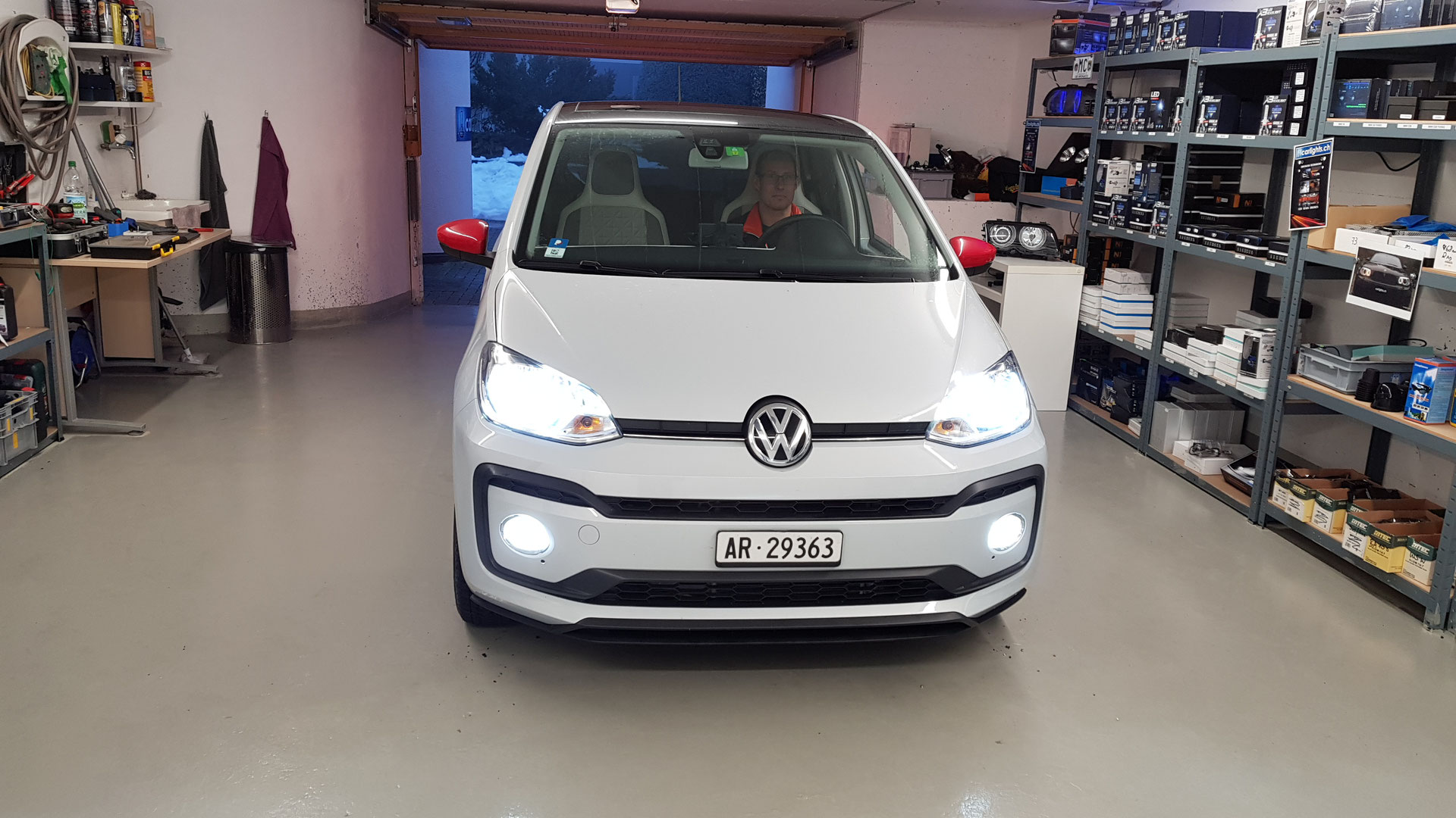 Foto Led Umbau Auto Xenon Led Besseres Licht Beim Fahren