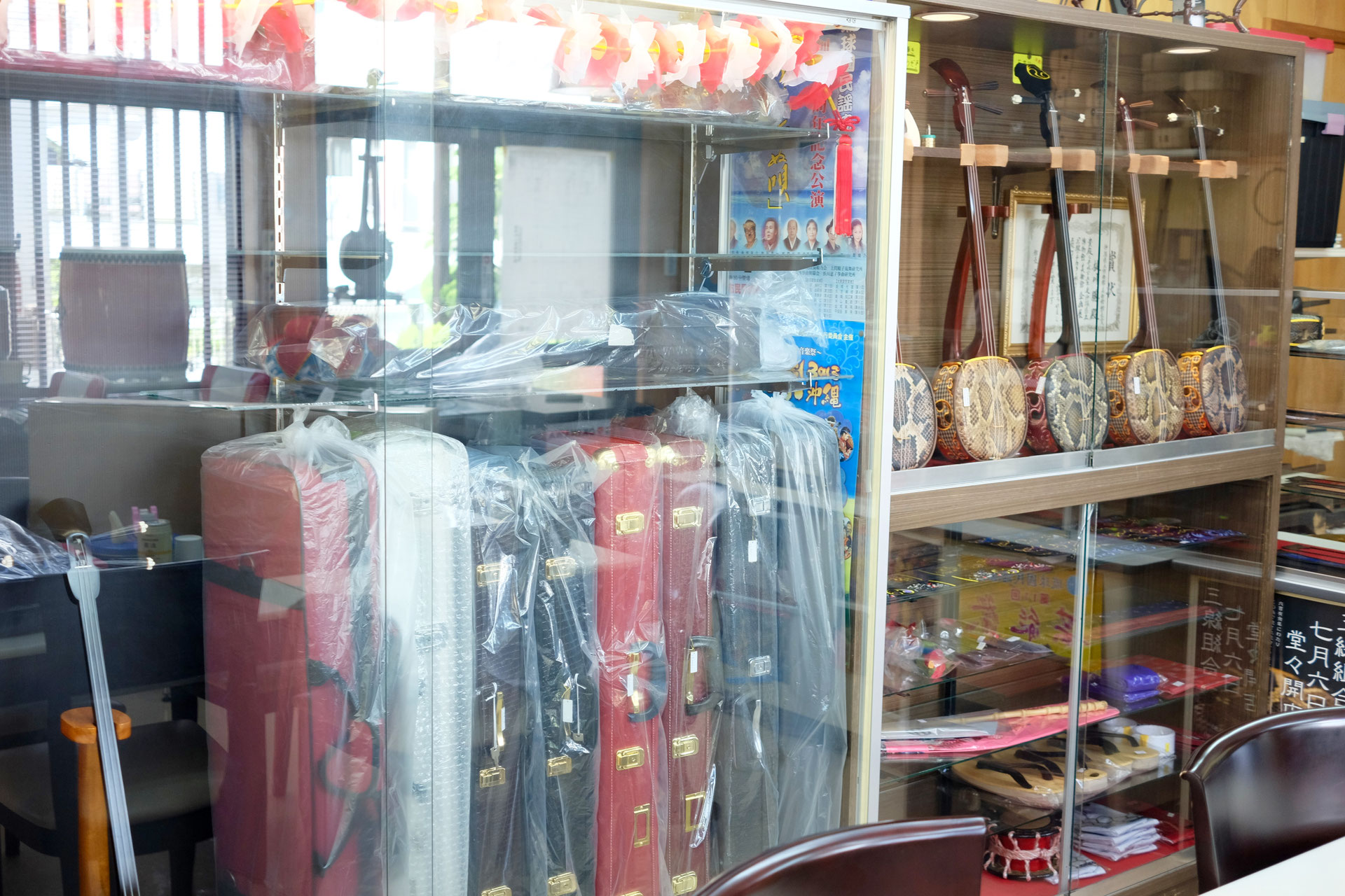 守礼印ハードケース入荷しました。 - オーダー三線専門店 みなみ 守礼印ハードケース入荷しました。 - オーダー三線専門店 みなみ