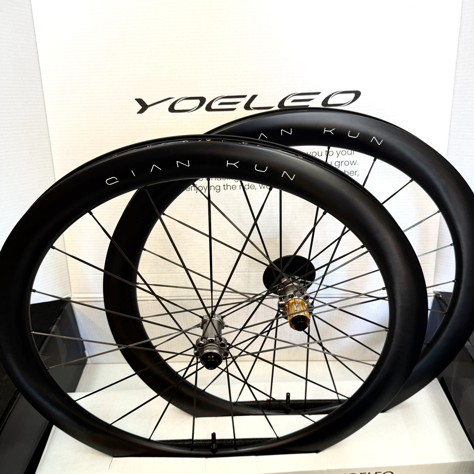 YOELEO（ヨーレオ） - ロードバイクのレンタルならここ