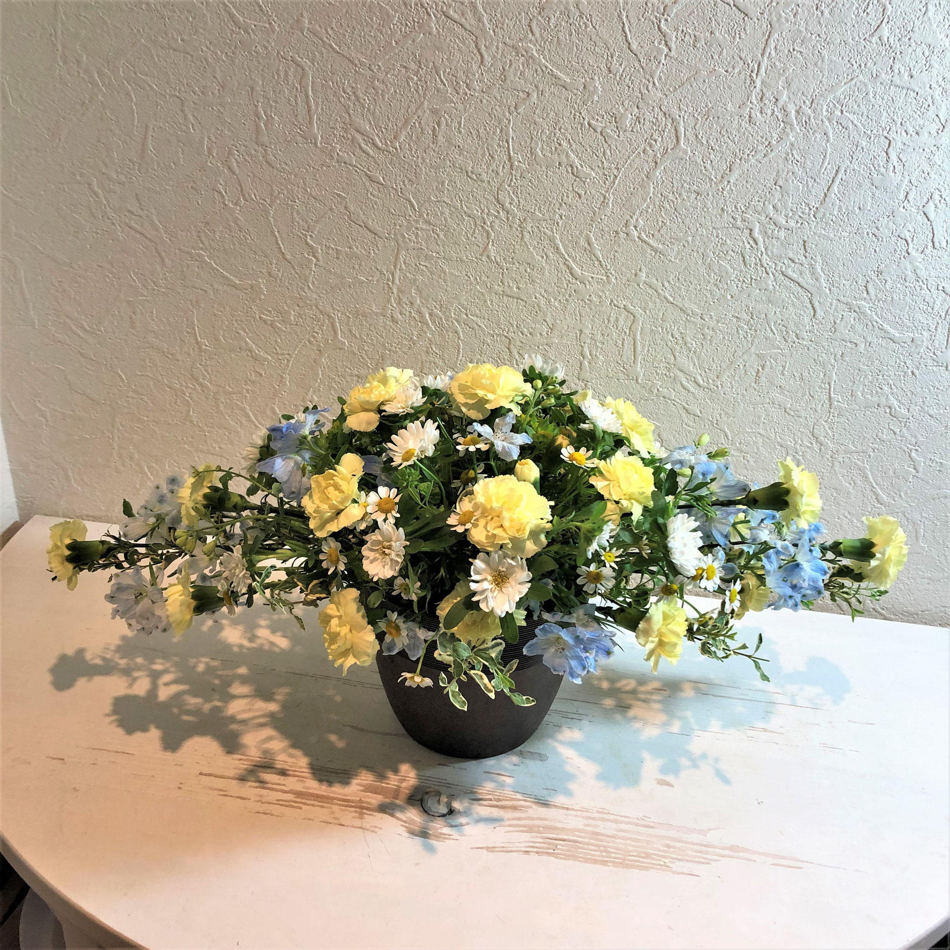 基本のホリゾンタルと丸い花束 茨木市と寝屋川市フラワーアレンジメント教室 花kyoushitu