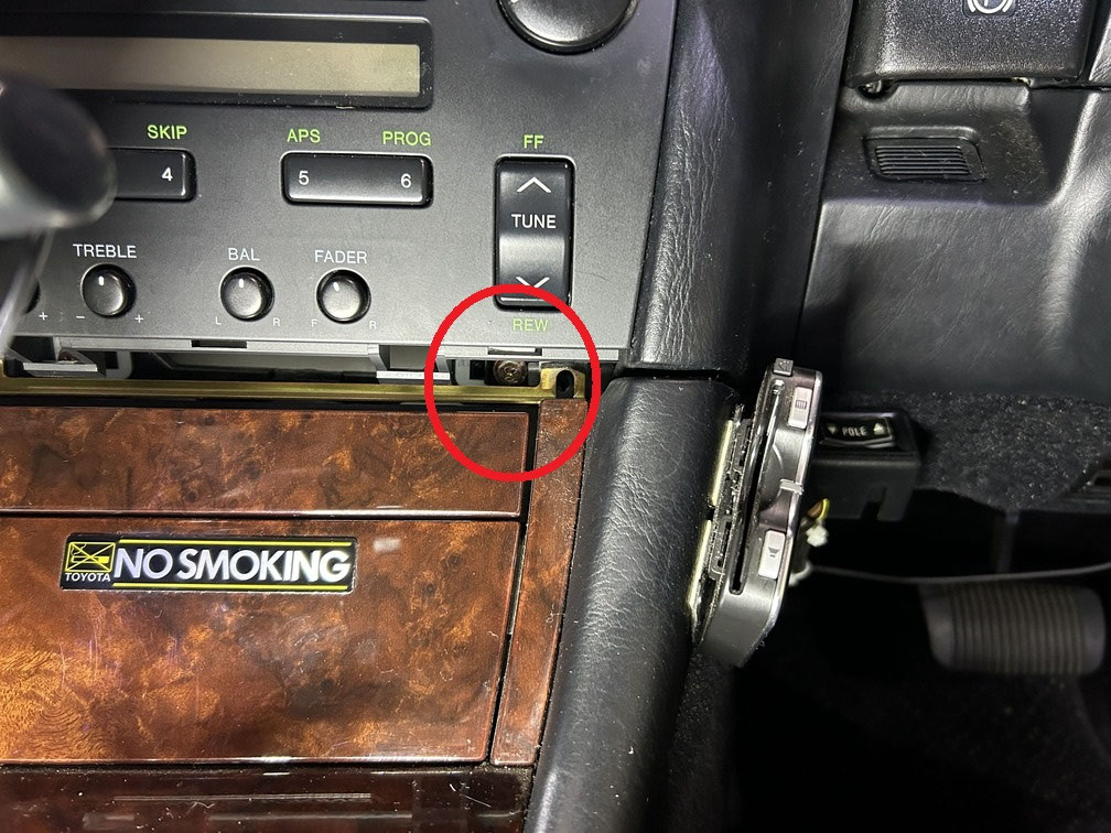 平成4年式 E-VCV10 ウインダム DAF9Z取付 Image