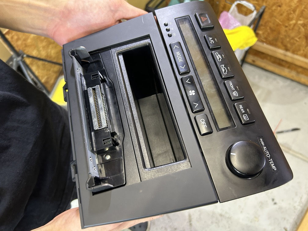 平成4年式 E-VCV10 ウインダム DAF9Z取付 Image