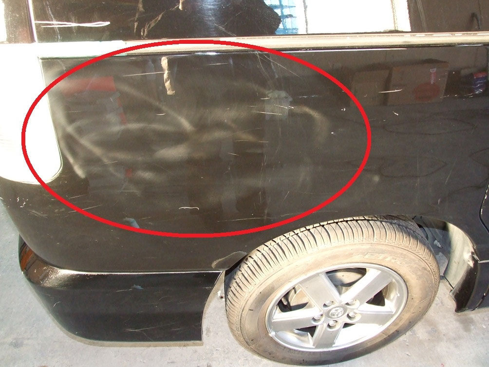 車のボディ磨いた時に付くオーロラ