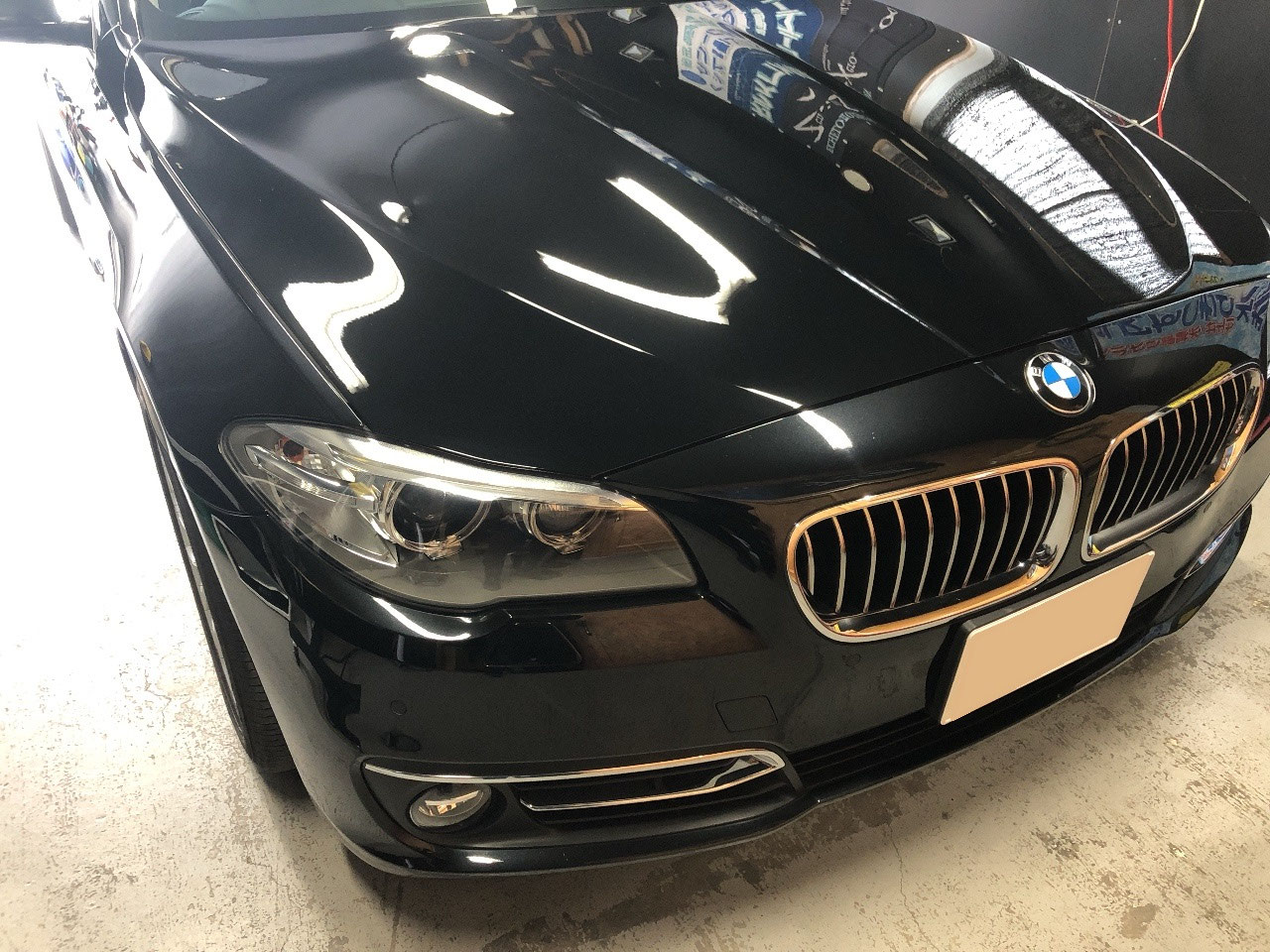 BMW523d 飛び石保険修理 三重県 Image