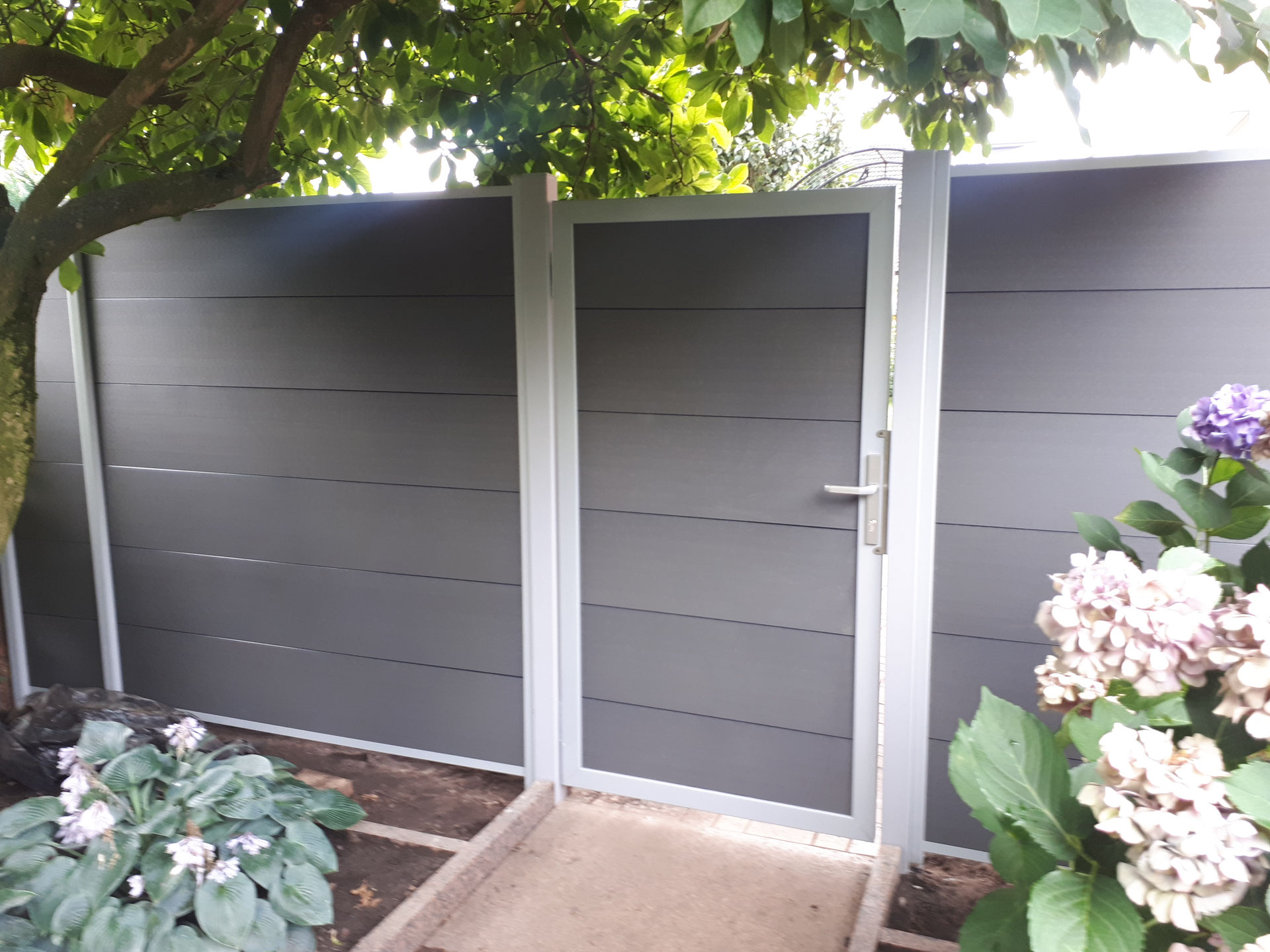 Sichtschutz Aus Holz Oder Wpc In Hannover Gartenpflege