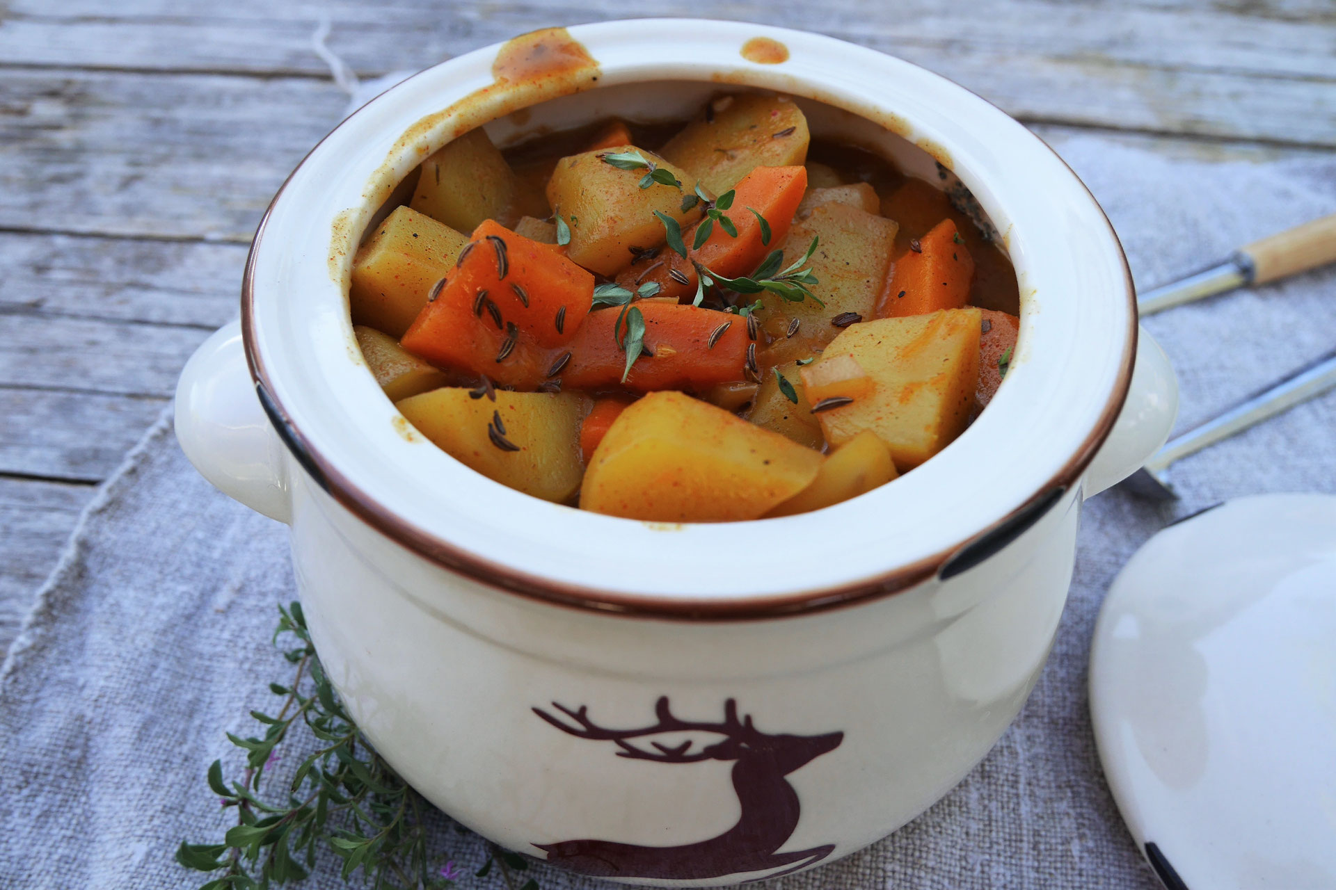 Kartoffel- Kürbis-Gulasch - food-stories/ein vegetarischer Foodblog