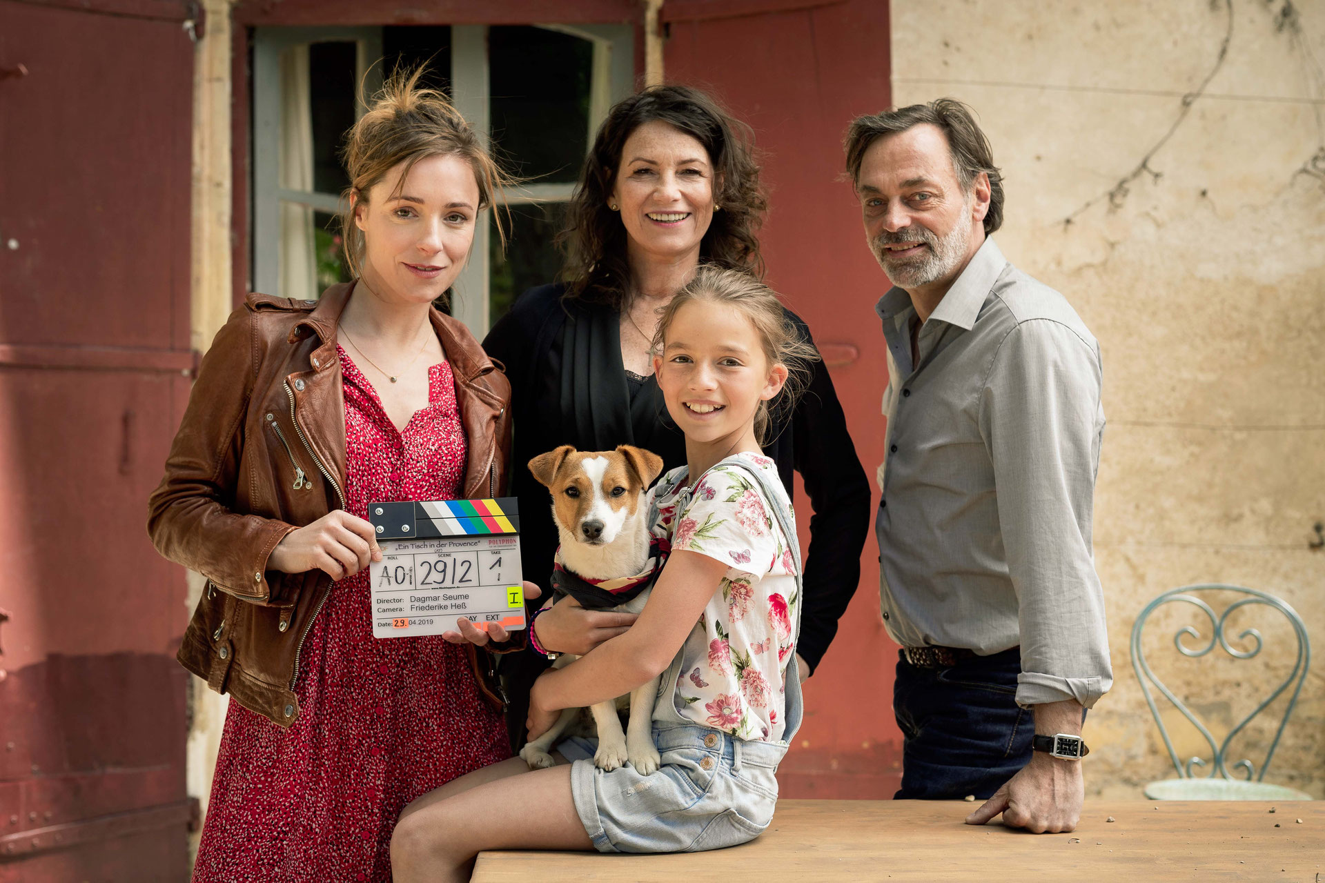 EIN TISCH IN DER PROVENCE // FERNSEHREIHE FÜRS ZDF - Maike ...