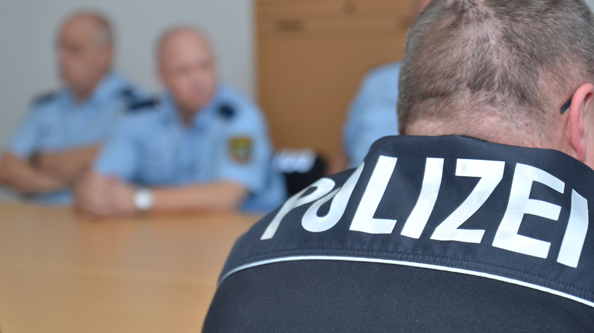 SachsenAnhalt sucht weitere Wachpolizisten BBGLIVE SachsenAnhalt sucht weitere Wachpolizisten BBGLIVE