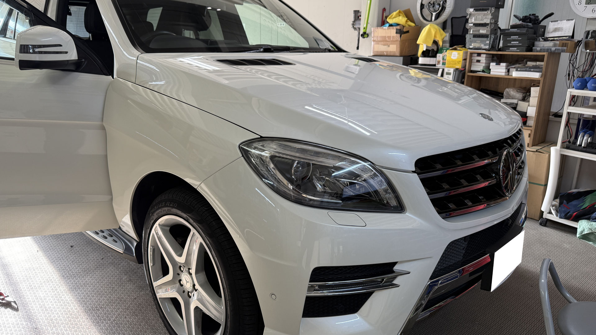 ベンツ W166 ML350 アンドロイドモニター施工 - BMW・ベンツ
