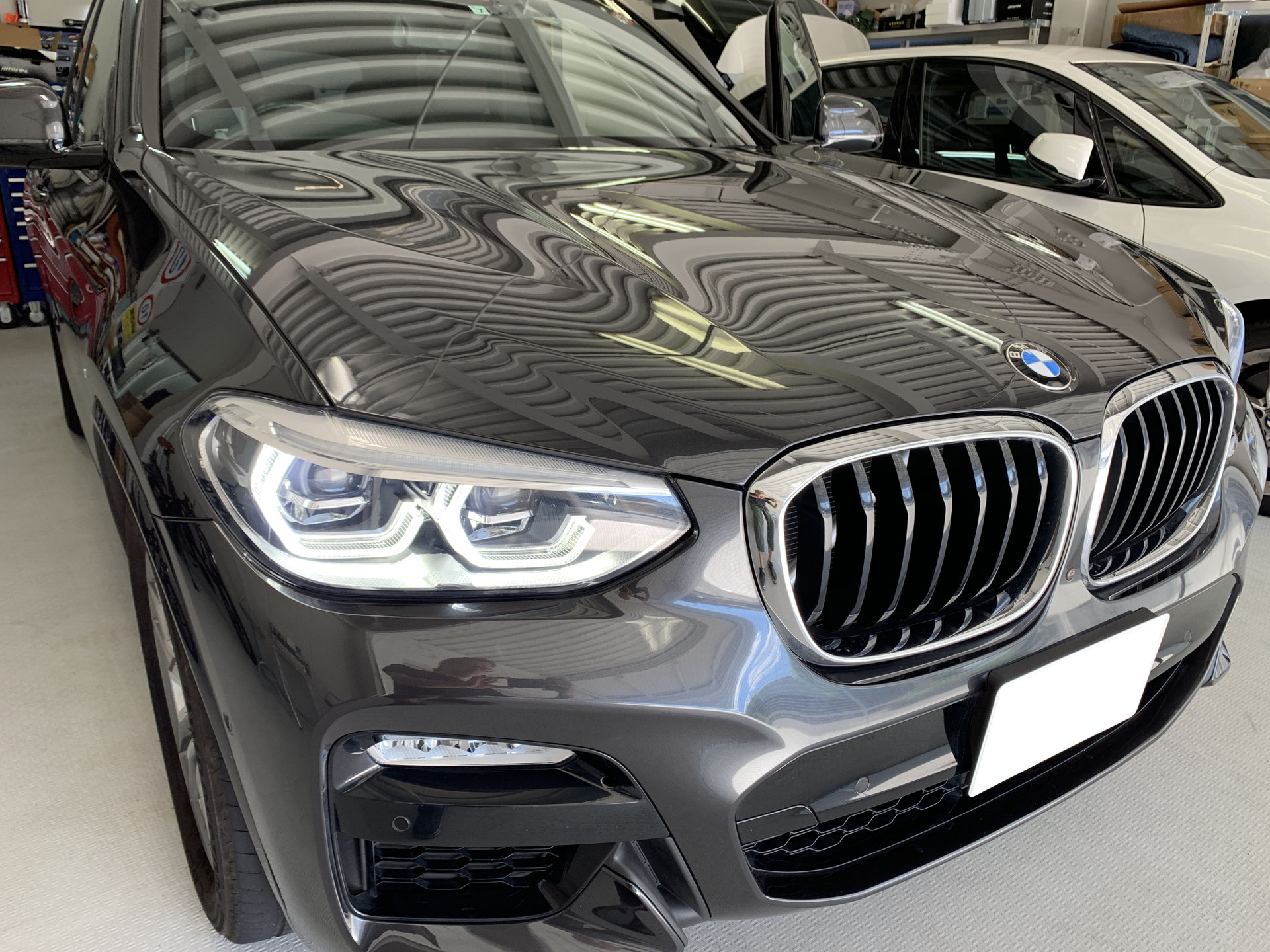 BMW G01 X3 コーディング BMW・ベンツ・アウディ・VW・ポルシェのコーディング、純正オプション後付、各種自動車部品取付販売