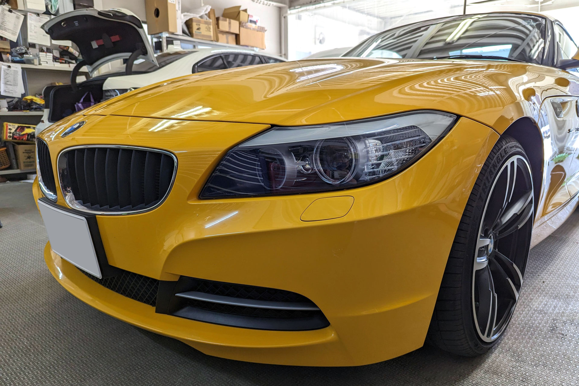 BMW E89 Z4 23i アンドロイドモニター取付け+バックカメラ取付け BMW・ベンツ・アウディ・VW・ポルシェのコーディング、純正