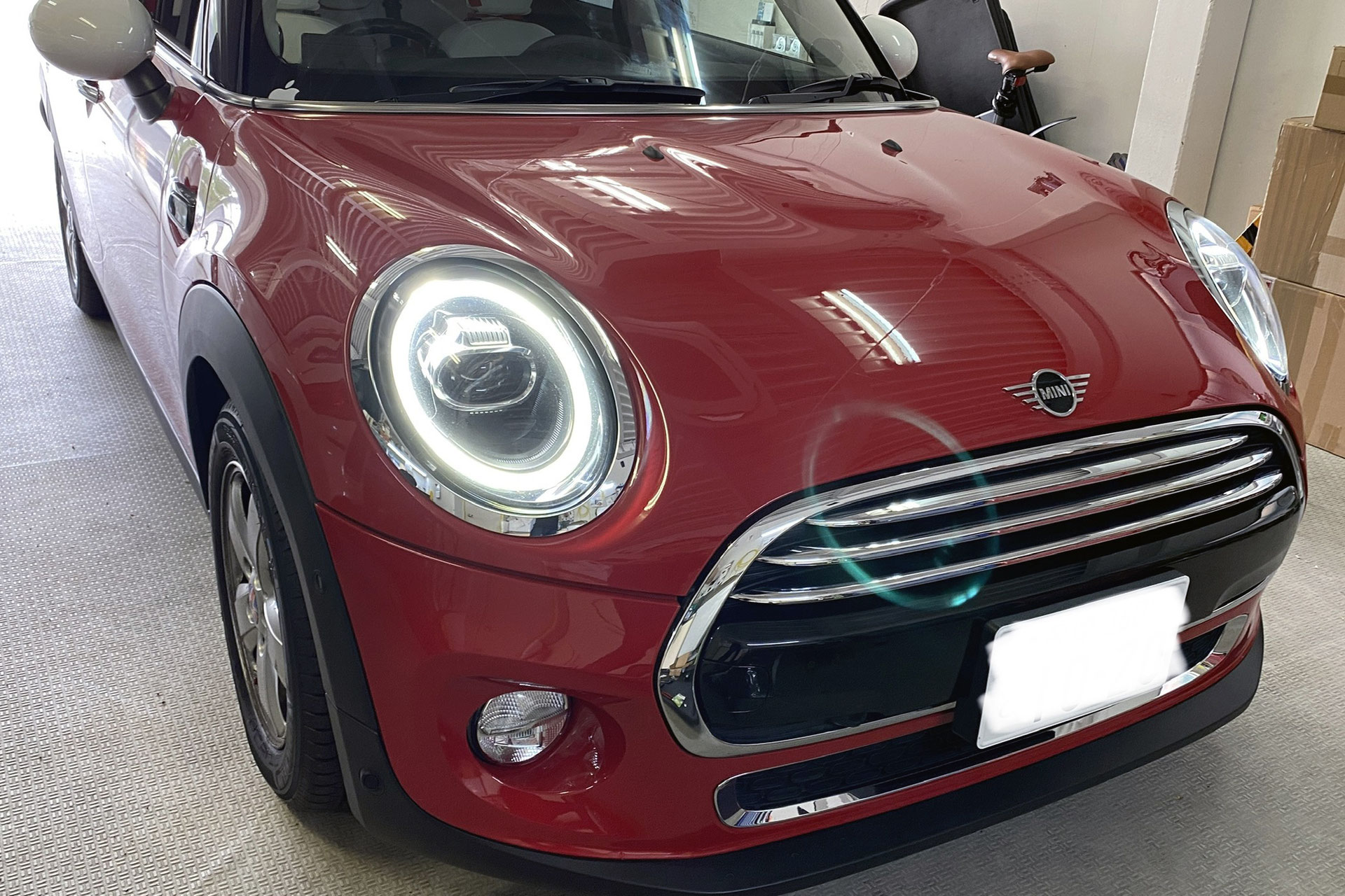 BMW MINI F55 クーパー 純正ハーマンカードンツイーター取付+ BMW MINI F55 クーパー 純正ハーマンカードンツイーター取付+