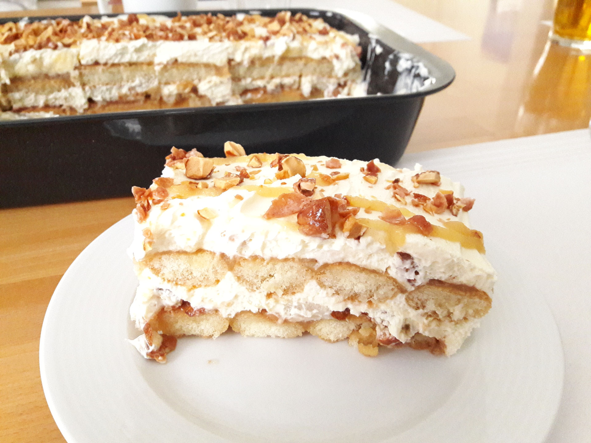 Tiramisu mit Apfelmus und gebr. Mandeln - lovelycakes Webseite!