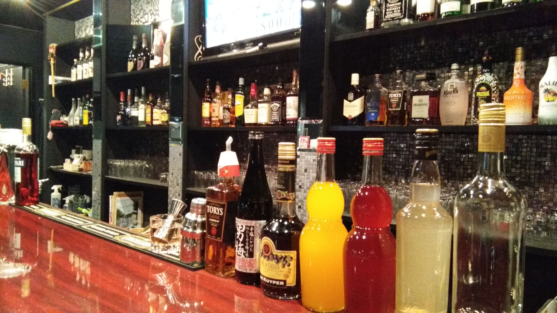 バーカウンター7席 スリーセブンターボ - PERADO公式HP