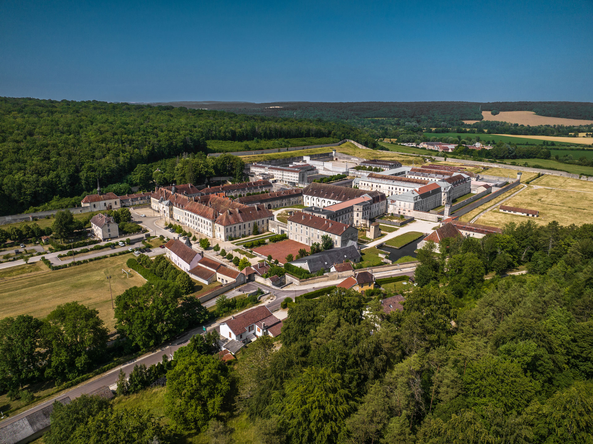 clairvaux abbey visit