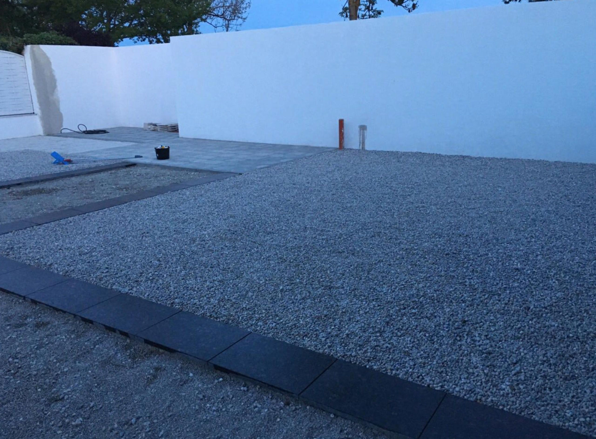 Betonmauer At Gartenbau In Munchen