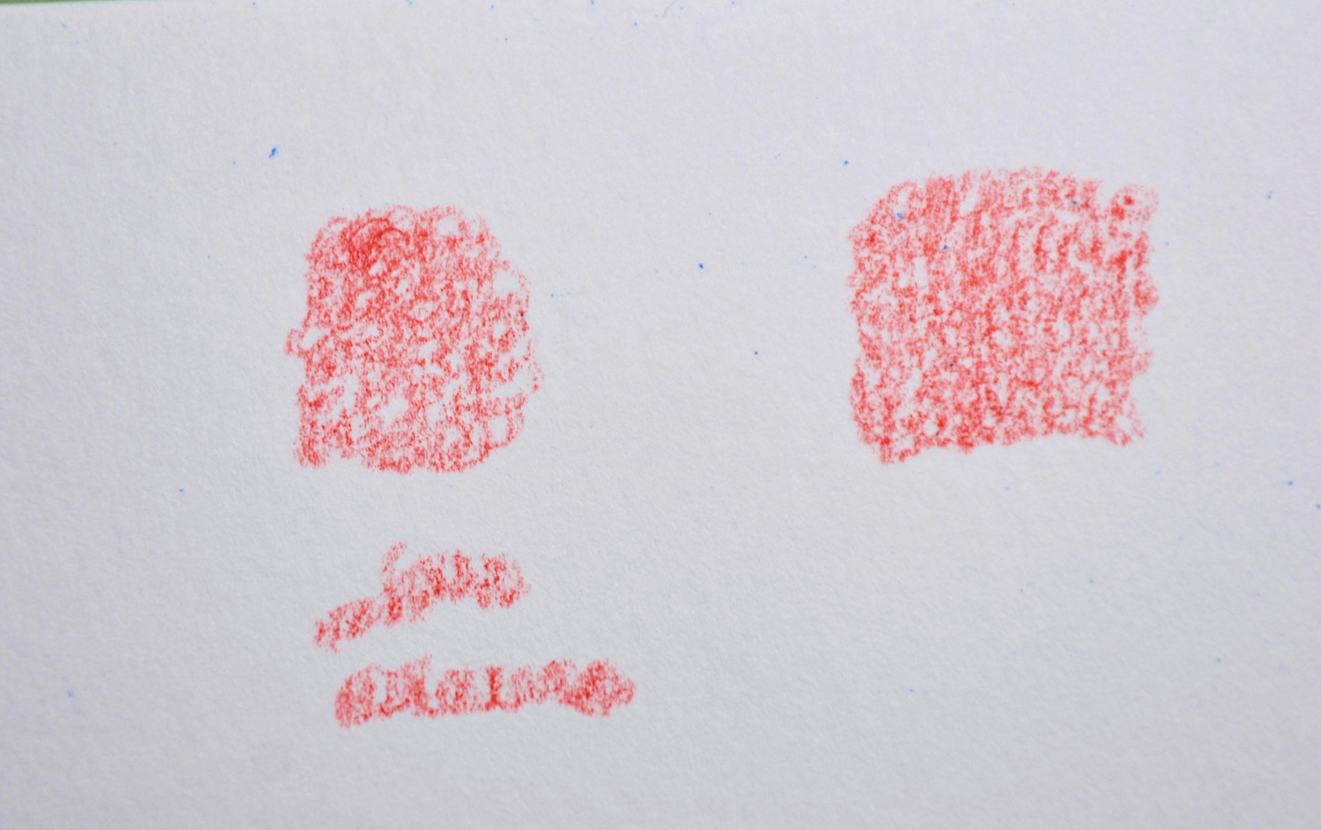 Application des couleurs Manon LeClerc Artiste aux crayons de couleur