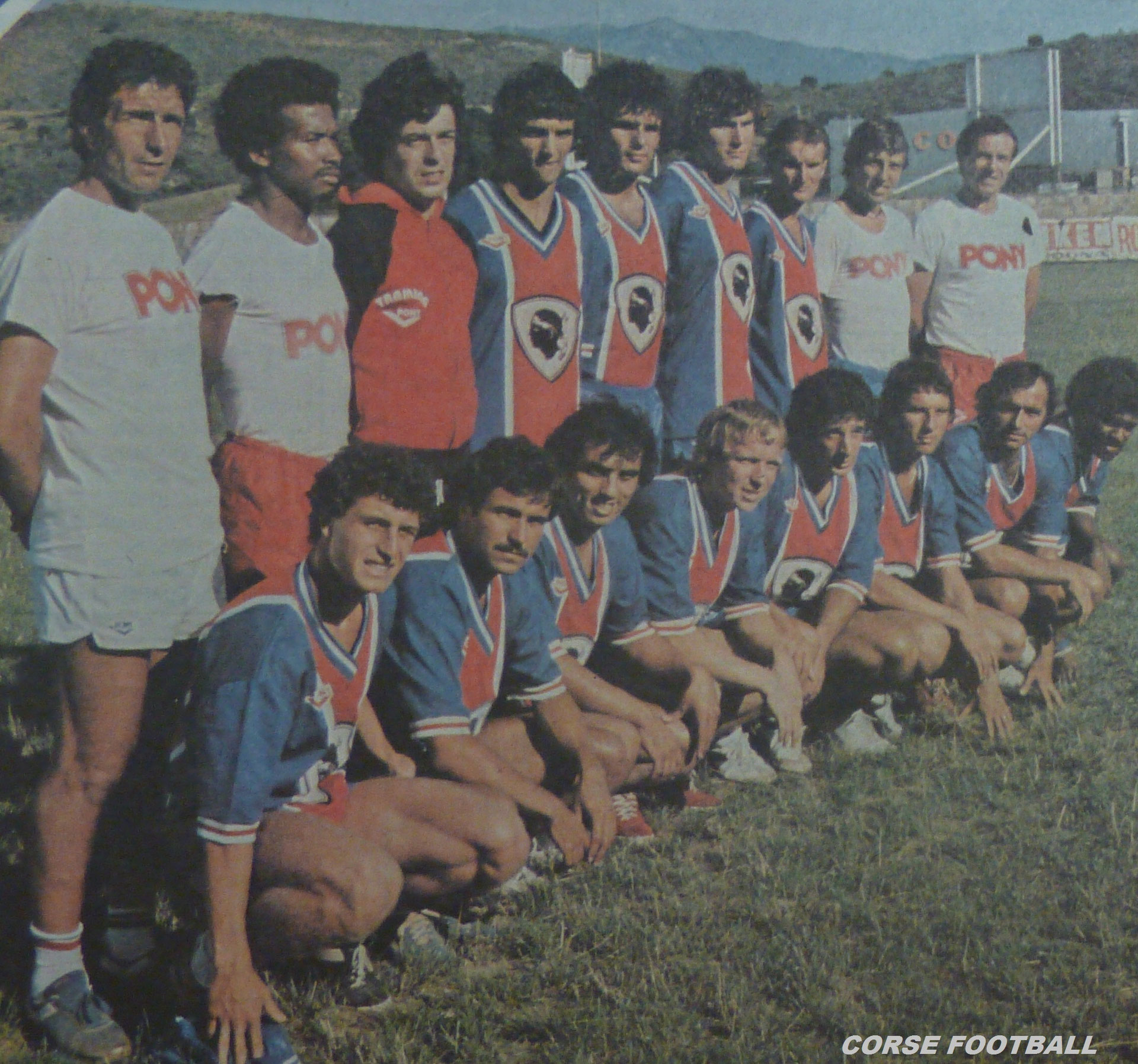 SAISON 19801981 corse football!