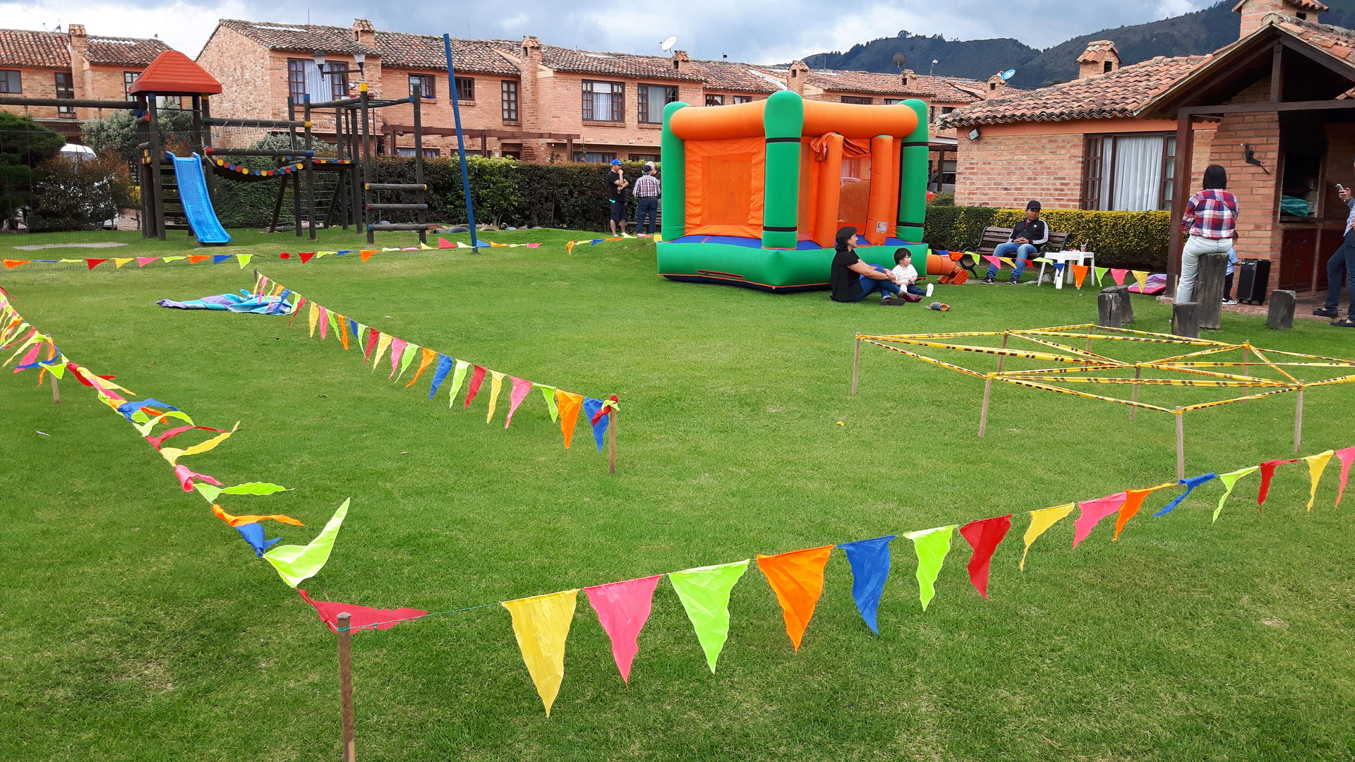 Fiestas Infantiles Al Aire Libre FIESTAS INFANTILES BOGOTA - EVENTOS Y DIVERSION