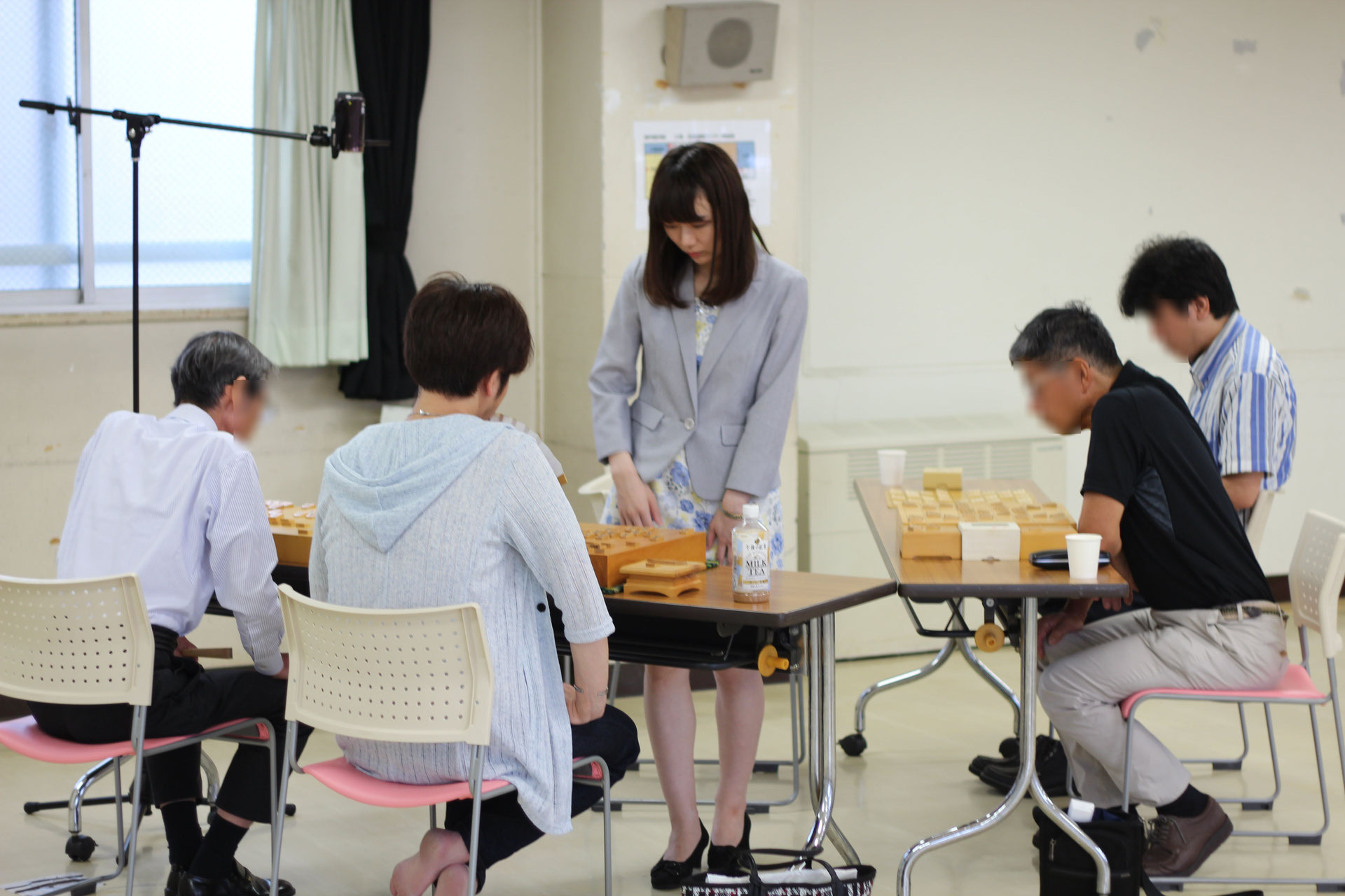 塚田恵梨花女流初段、初登場