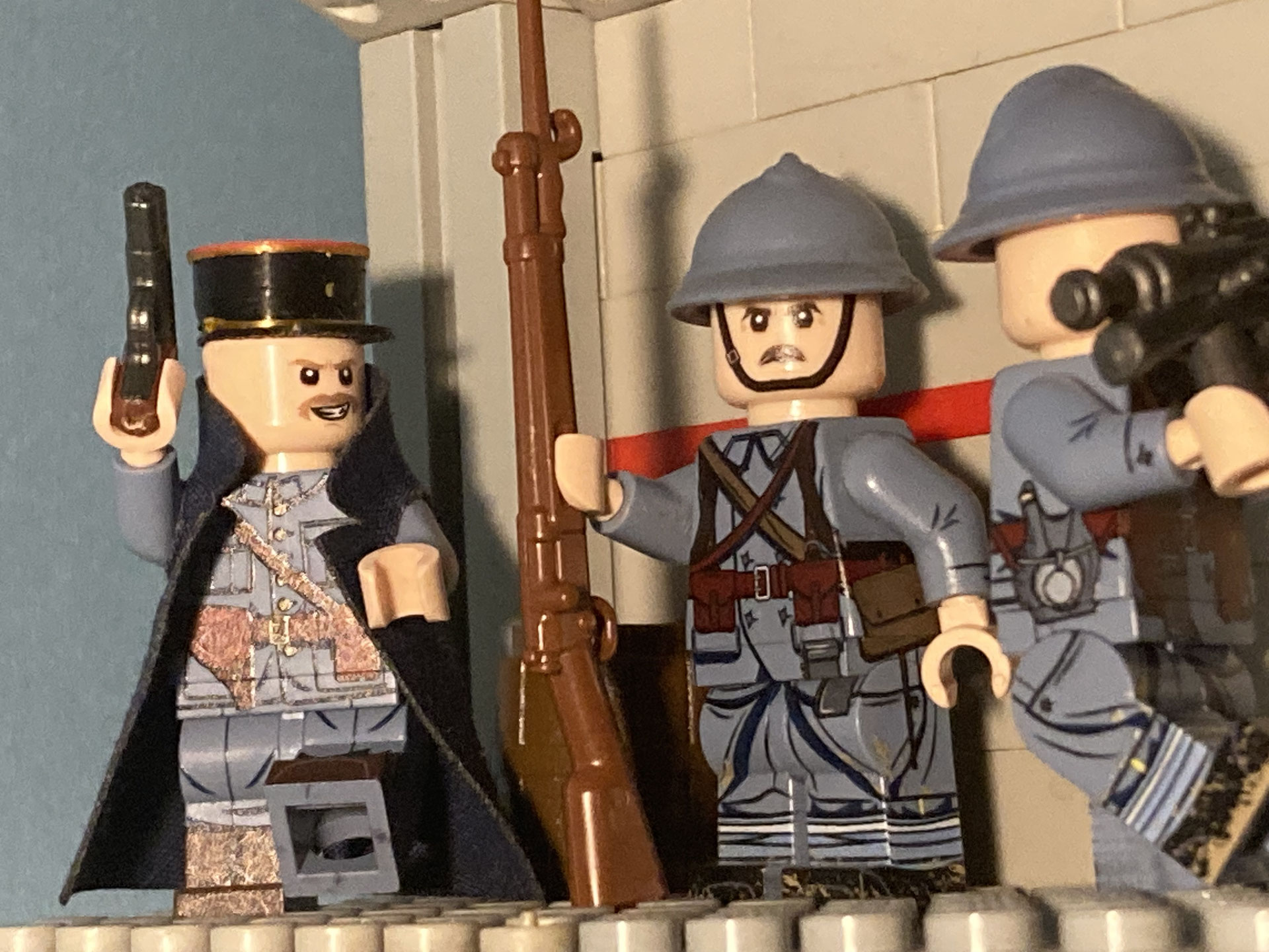 Minifig LEGO guerre mondiale soldat Francais en LEGO WW2 et WW1 BLACKPANZERCUBE accessoires pour mini figurines militaires guerres mondiales