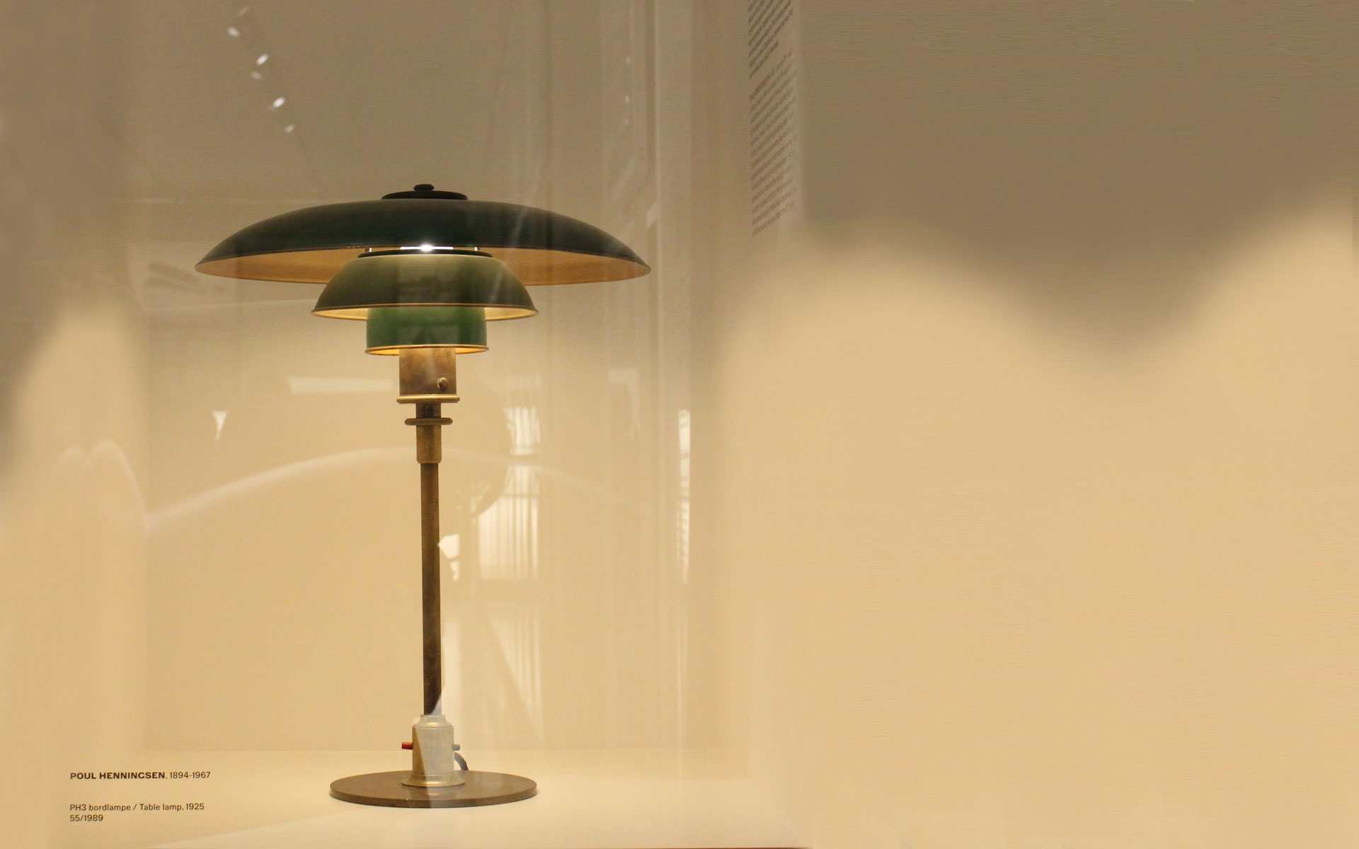 希少 79 PH-lamper 1925-2011 ルイスポールセン 写真集 希少 79 PH-lamper 1925-2011 ルイスポールセン 写真集 - メルカリ