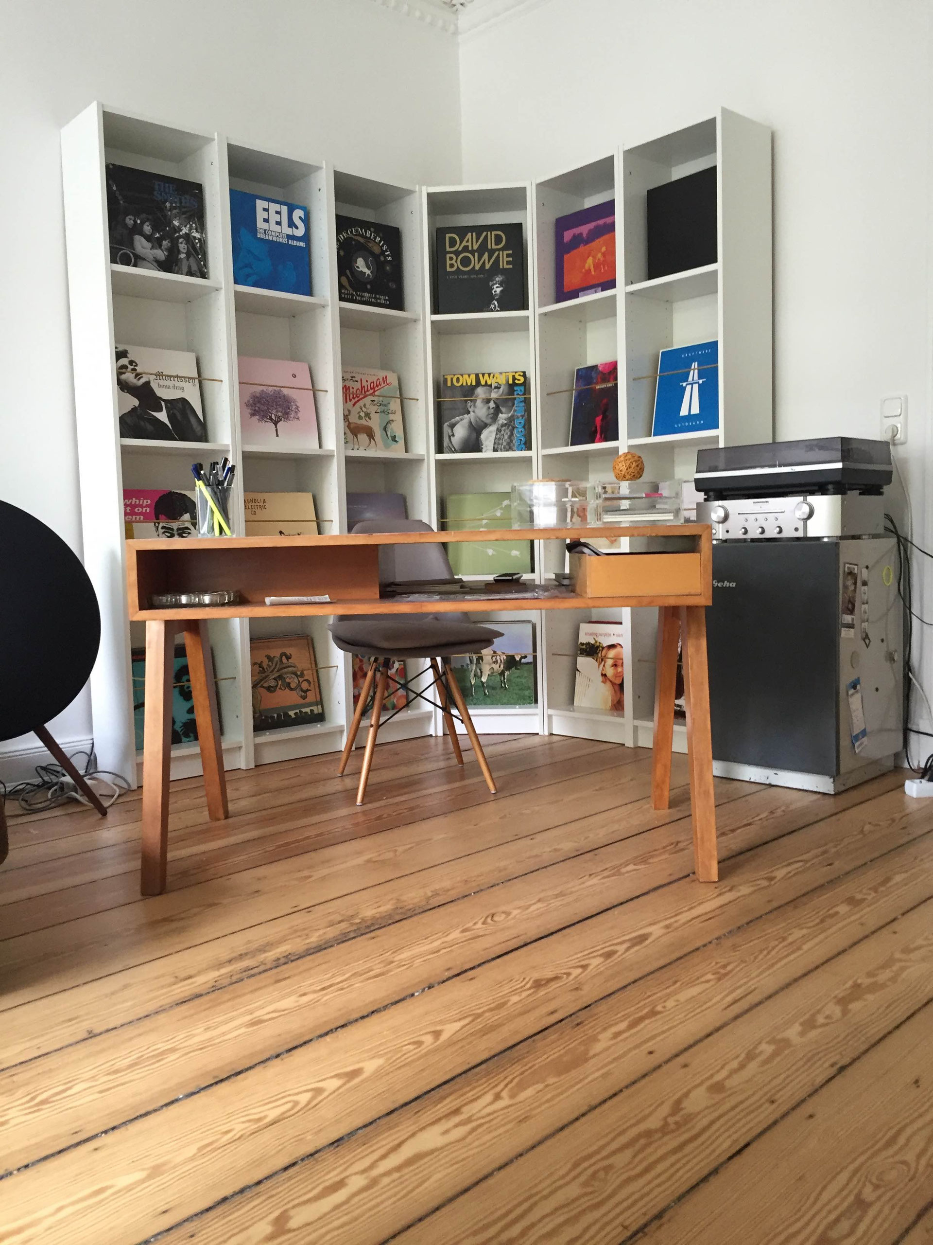 Details THE vinyl LP record shelf lp storage with Recordbilly