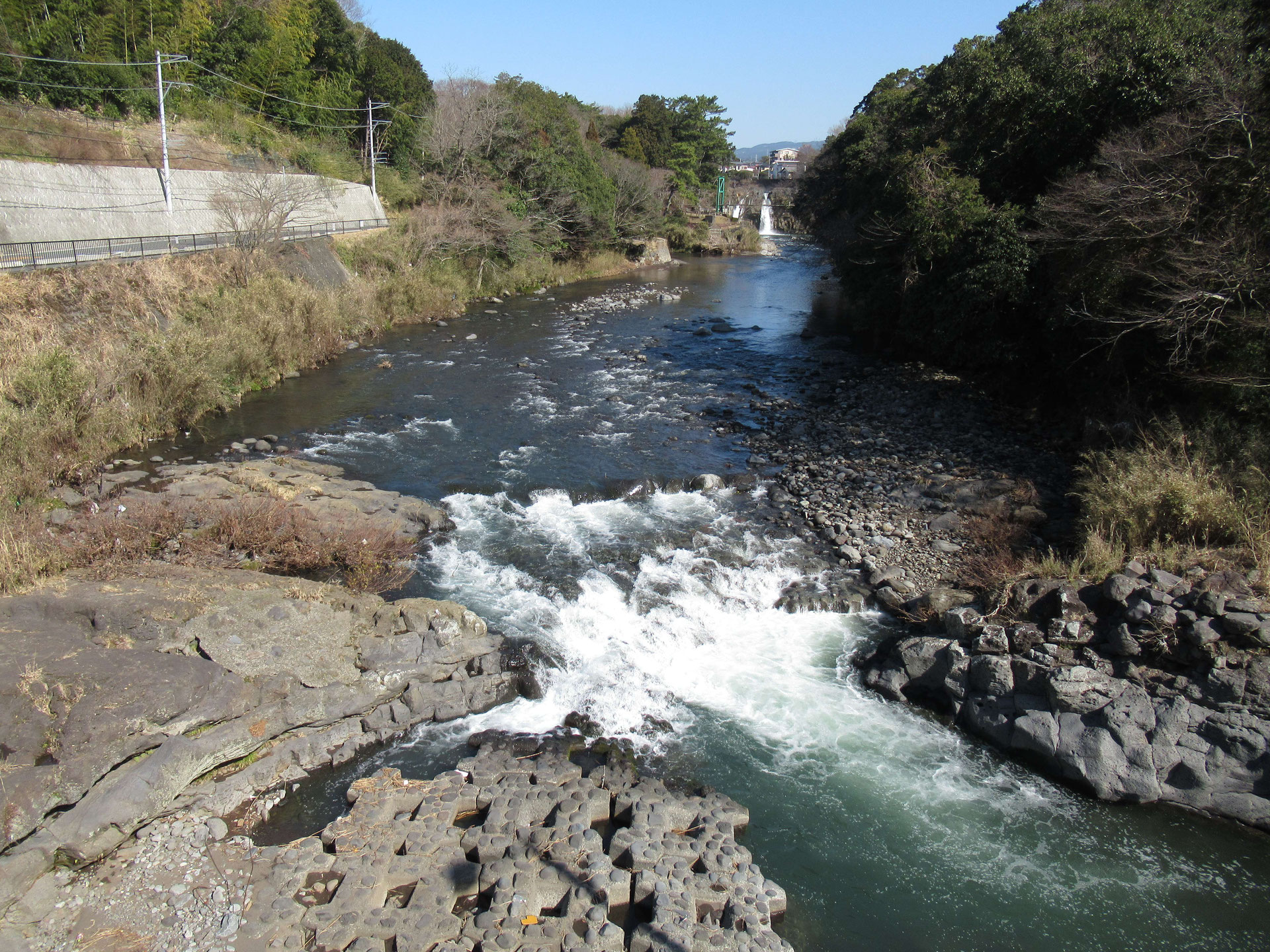【中古】 南西伊豆と狩野川の釣り場 改訂新版/全国観光と物産新聞社/ガイド出版社 中古】 南西伊豆と狩野川の釣り場 改訂新版/全国観光と物産新聞社/